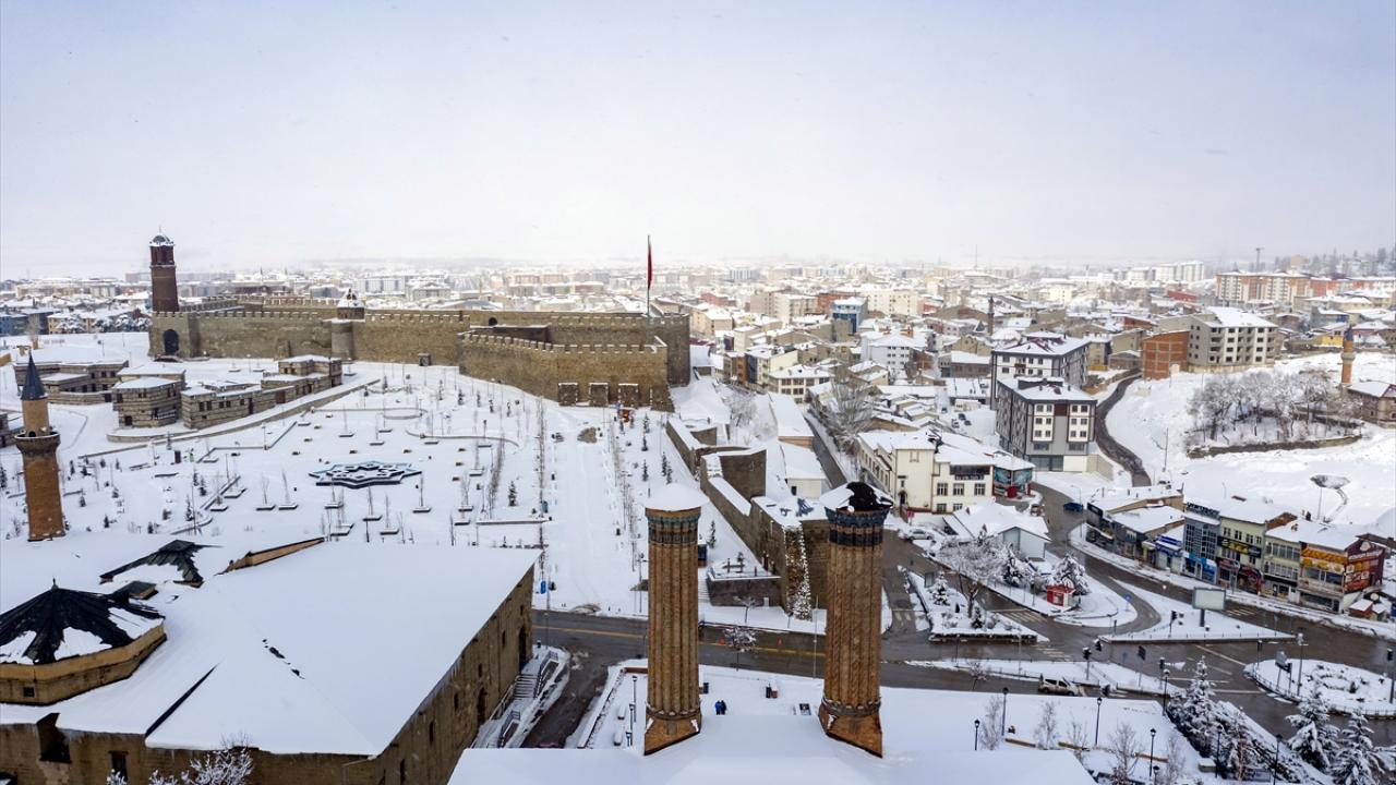 "Gündüzü ve gecesi bambaşka"