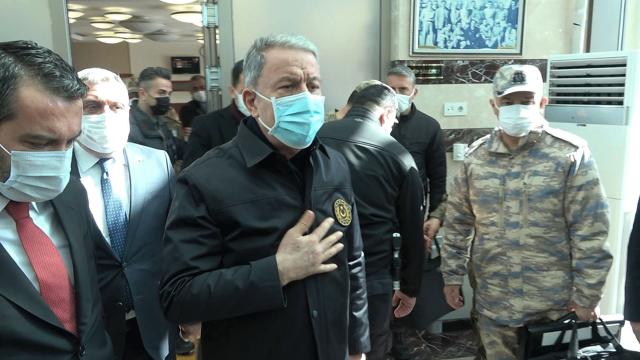 Bakan Akar: Yaralı 2 askerimizin durumu iyi