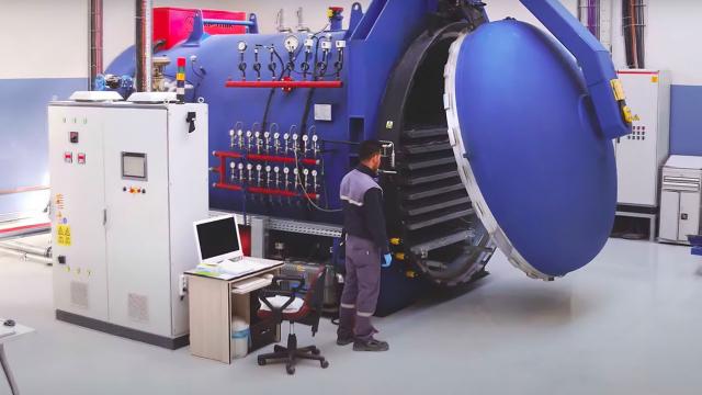 Yüksek saflıktaki tozları milli zırha dönüştürüyorlar