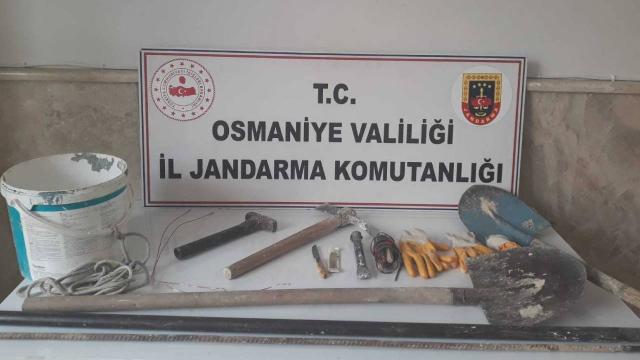 Kaçak kazı yaptıkları iddiasıyla 4 şüpheli yakalandı