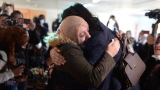 Savaşın ayırdığı anne ve oğul 8 yıl sonra Türkiye’de kavuştu