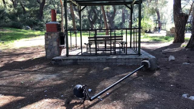 Kaşta bir park tahrip edildi