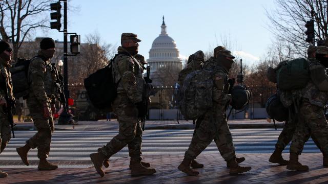Washingtondaki ulusal muhafızların görev süresinin uzatılması planlanıyor