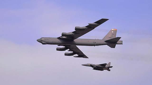 ABD bombardıman uçakları Orta Doğu üzerinde devriye uçuşu yaptı