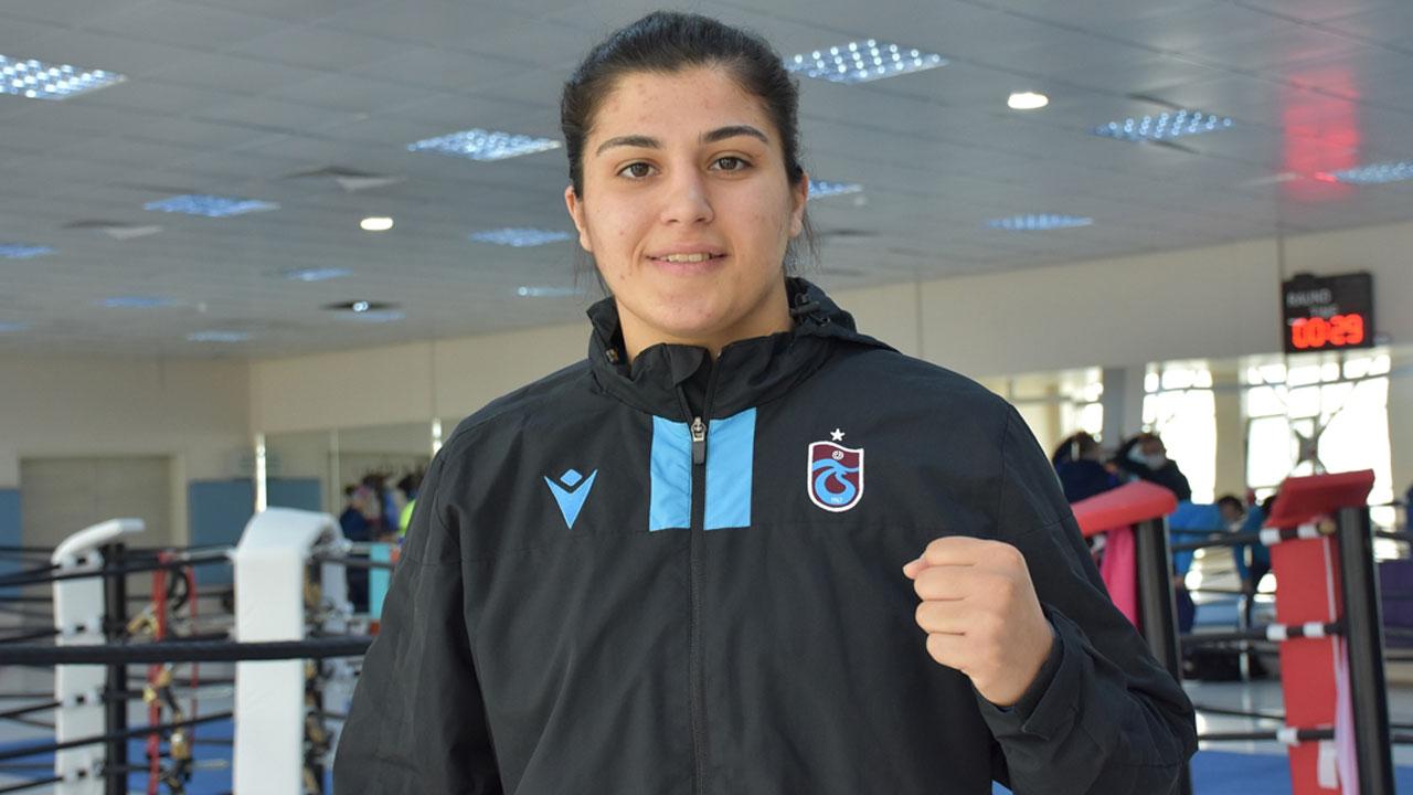 Busenaz Sürmeneli: Zoru başarmak Türk kadınlarının işi