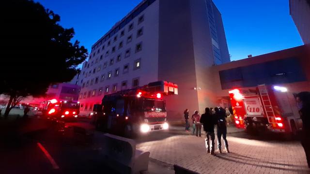 Üsküdar Zeynep Kamil Hastanesinde yangın