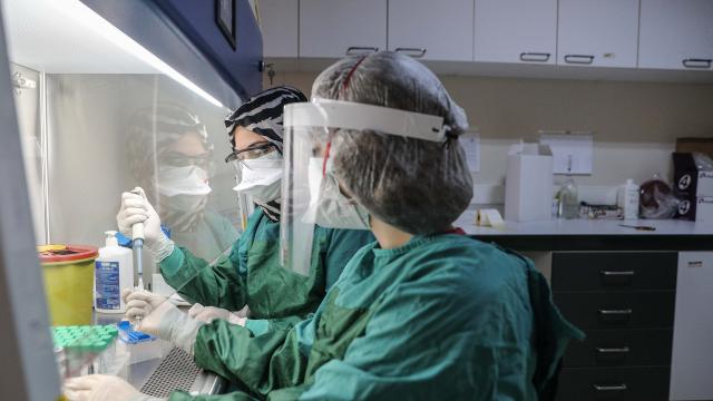 Türkiyenin salgınla mücadelesinde son 24 saat