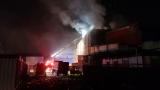 Kocaeli'de oto tamir atölyesinde yangın