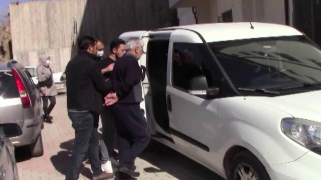 FETÖ firarisi hükümlü, yatak odasındaki gizli bölmede yakalandı