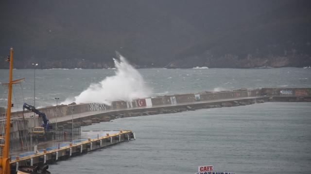 Doğu Akdeniz için fırtına uyarısı yapıldı