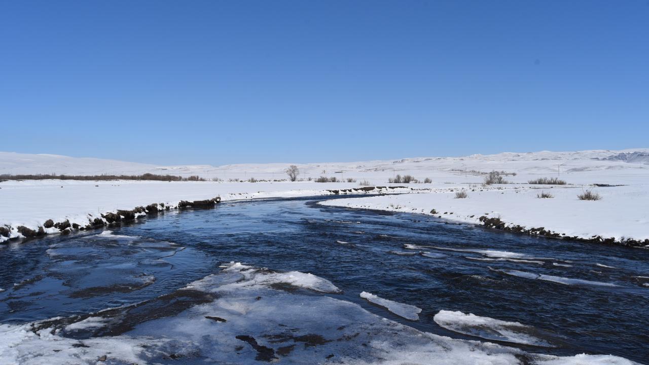 Baki, bölgedeki doğal güzelliklerin insana huzur verdiğini belirterek, herkesi yöredeki güzellikleri görmeye davet etti.