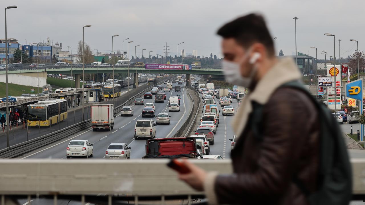 İSTANBUL`UN BAZI İLÇELERİNDEN DAHA KALABALIK