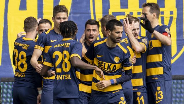 MKE Ankaragücü Hikmet Karaman ile çıkışa geçti