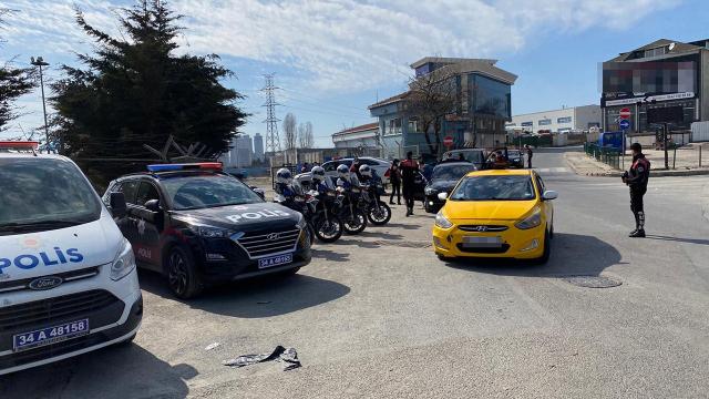 İstanbulda asayiş uygulaması: 324 araç ile 259 motosiklet denetlendi