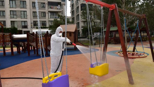 Tuzlada bulunan 136 park çocuklar için dezenfekte edildi