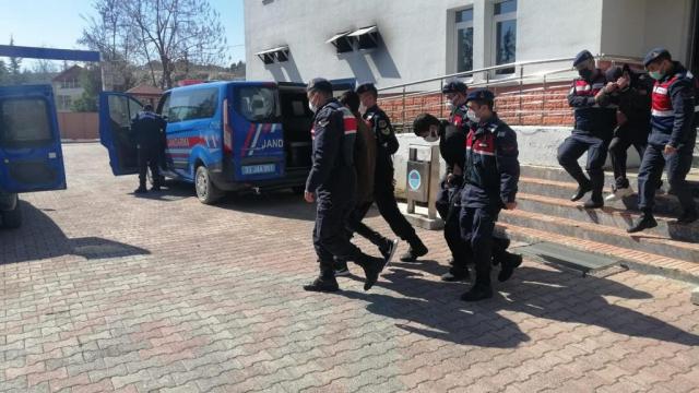 Mersinde yayla evlerinden hırsızlık yapan zanlılar yakalandı