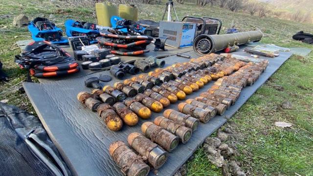 Irak kuzeyinde PKKya ait çok sayıda mühimmat ele geçirildi