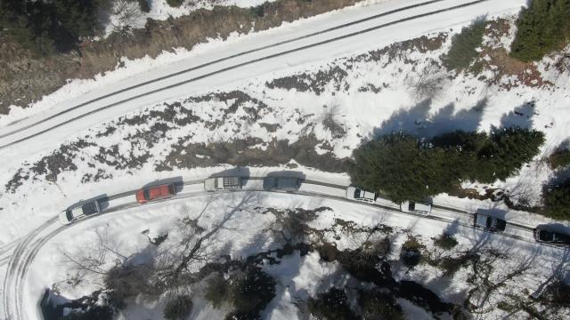 Düzcede off-road tutkunları kar safarisiyle adrenalin coşkusu yaşadı