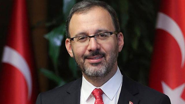Bakan Kasapoğlu Esra Yıldızın sevincine ortak oldu