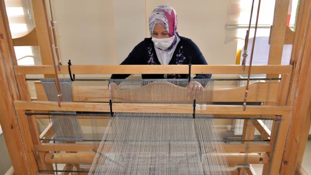 Bilecikli ev kadınları meslek edindirme kurslarına yöneldi