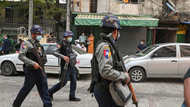 Avrupa Birliği, Myanmara silah ambargosu uygulanmasını istedi