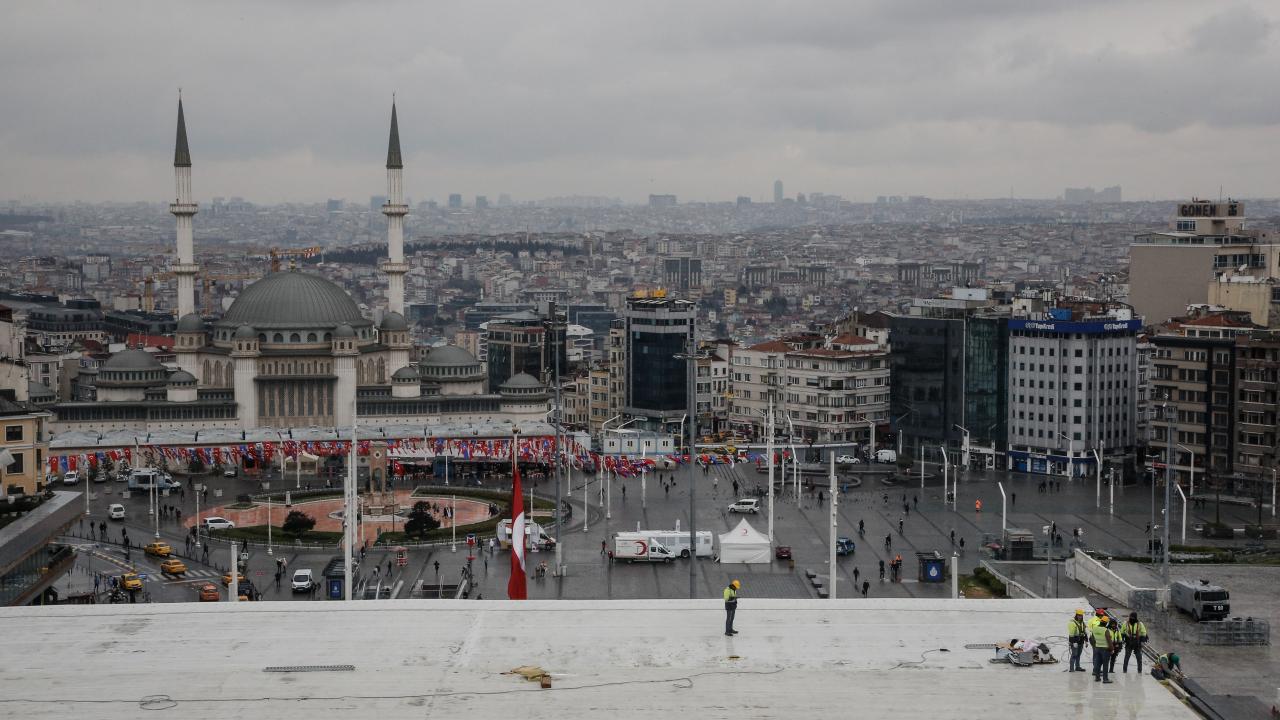 ÇATIDA ÇALIŞMALAR DEVAM EDİYOR