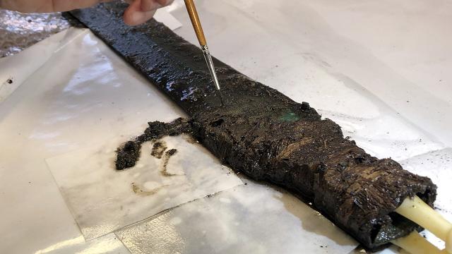 Danimarkada Tunç Çağından kalma 3 bin yıllık kılıç bulundu