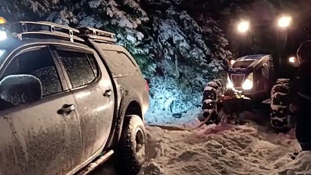 Düzcede yaylada mahsur kalan 3 genç köylüler tarafından kurtarıldı