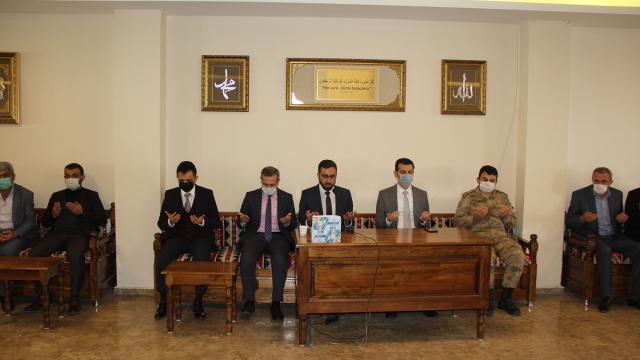 Diyarbakırda 40 yıldır husumetli iki aile, kanaat önderlerinin girişimiyle barıştı