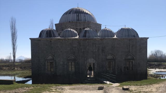 Arnavutluktaki 18. yüzyıl Osmanlı eseri Kurşunlu Camii Vakıflar Genel Müdürlüğüne emanet