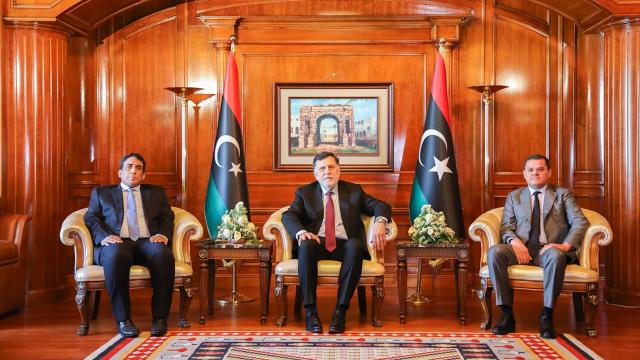 Libyada yeni hükümet göreve başladı