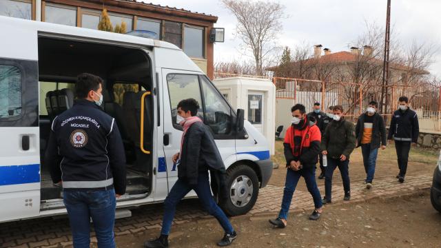 Erzincanda bir haftada 20 sığınmacı yakalandı