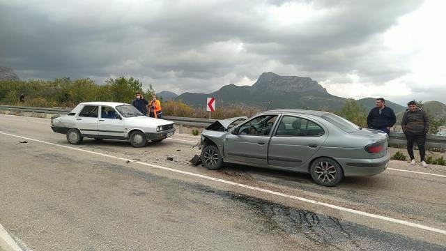 Adanada trafik kazasında 1 kişi yaralandı