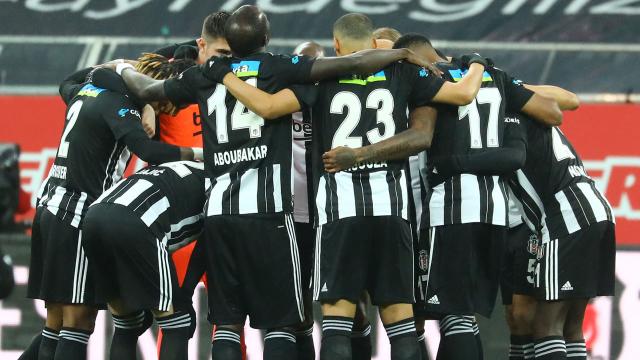 Beşiktaş liderliğini sürdürdü