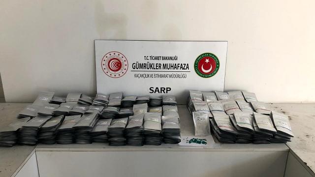 Sarp Sınır Kapısında 771 bin 500 adet kaçak salatalık tohumu ele geçirildi