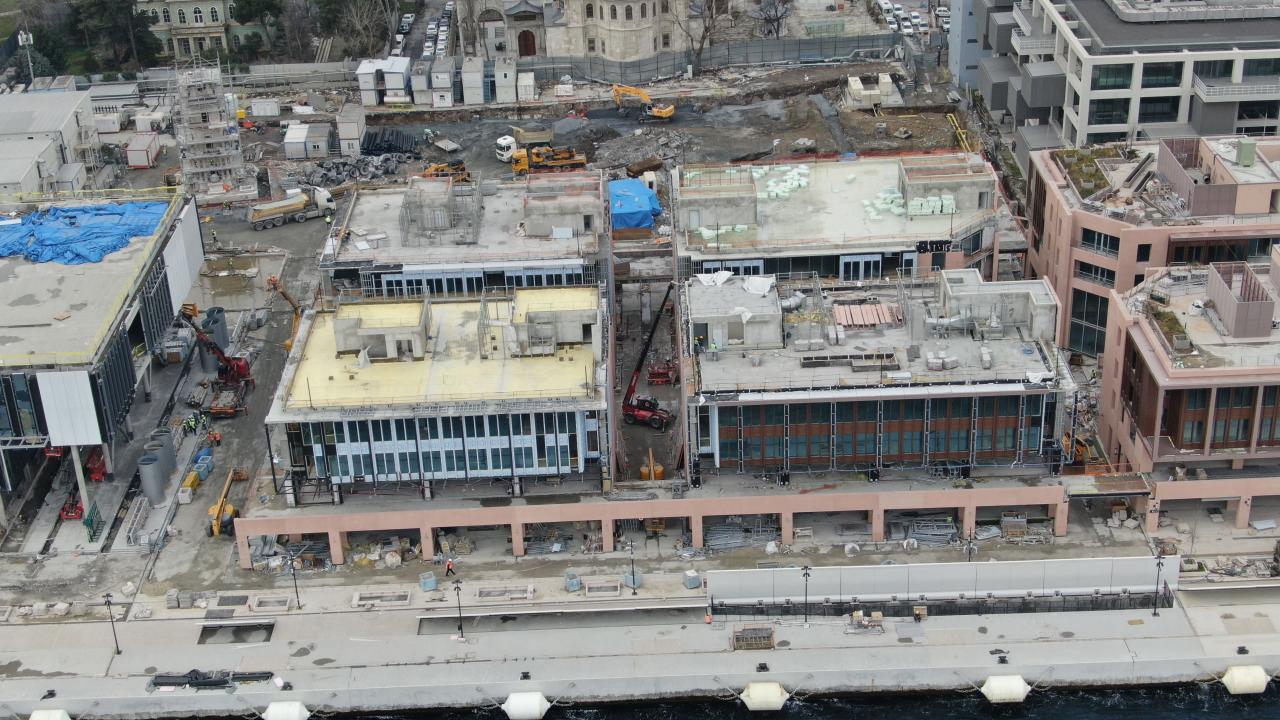 2 binden fazla işçi aynı anda çalışıyor