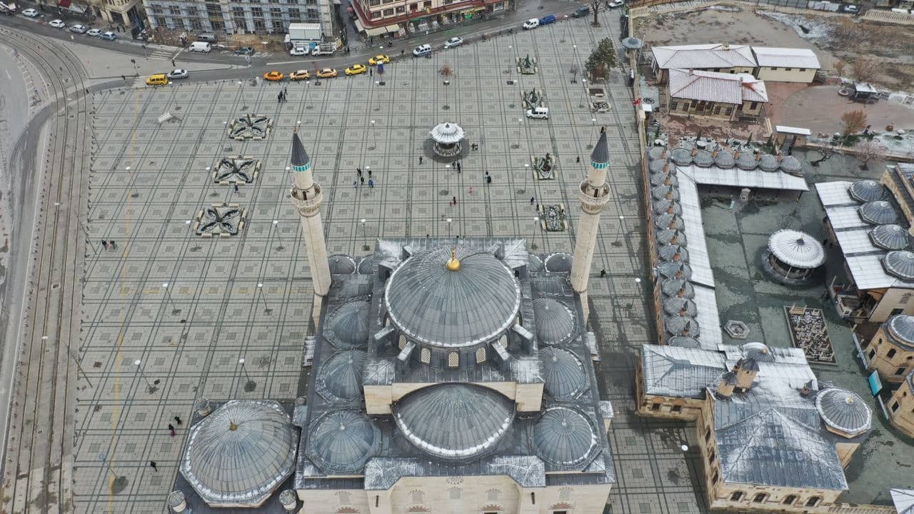Mevlana Meydanı