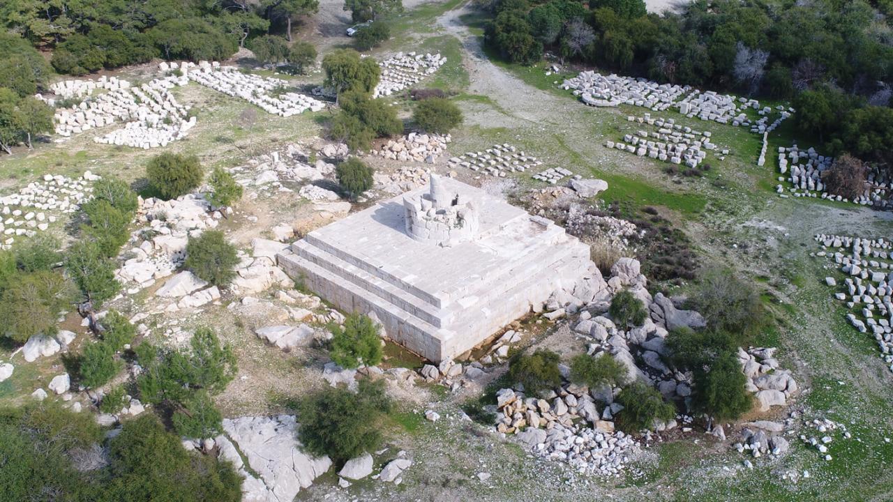 Bin yıla yakındır toprak altındaydı
