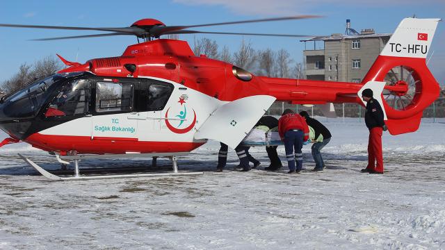 Ambulans helikopter hamile kadın için seferber oldu