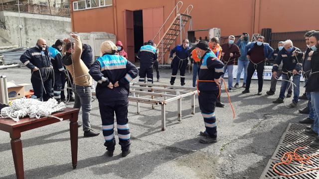 Bağcılarda uygulamalı arama kurtarma eğitimi yapıldı