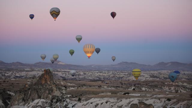 Kapadokyada balon turları hafta sonuna kadar iptal edildi