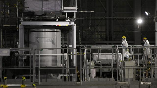 Fukuşimadaki radyoaktif suyun tahliyesi için uygun zaman aranıyor