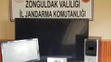 Girdiği evden eşya ile anahtarını aldığı otomobili çalan şüpheli yakalandı