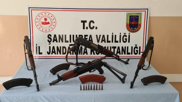 Şanlıurfada sulama borusu içerisinde 4 uzun namlulu silah ele geçirildi