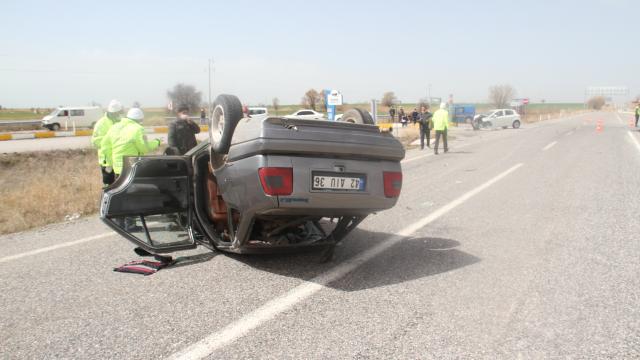 Konyada iki otomobil çarpıştı: 7 yaralı