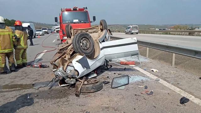 Ters yöne giren otomobil kazaya neden oldu: 1 ölü, 3 yaralı