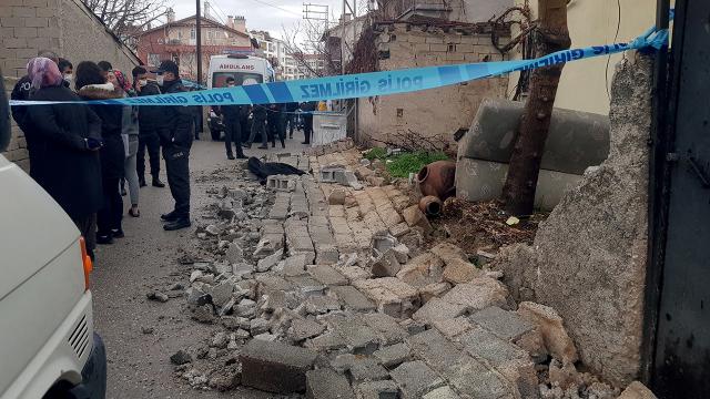 Bahçe duvarı yıkıldı, 5 yaşındaki çocuk yaşamını yitirdi