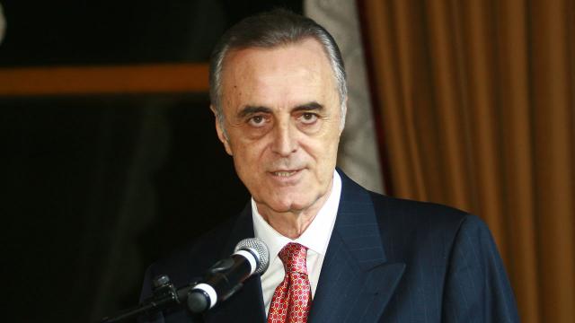 Galatasaray Özhan Canaydını andı