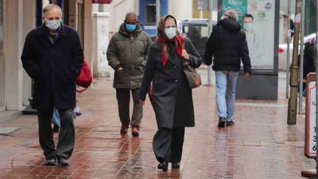 Samsun Valisinden çağrı: Tedbirleri ihlal edenleri ihbar edin