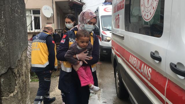 Düzcede karbonmonoksitten etkilenen aynı aileden 4 kişi hastaneye kaldırıldı